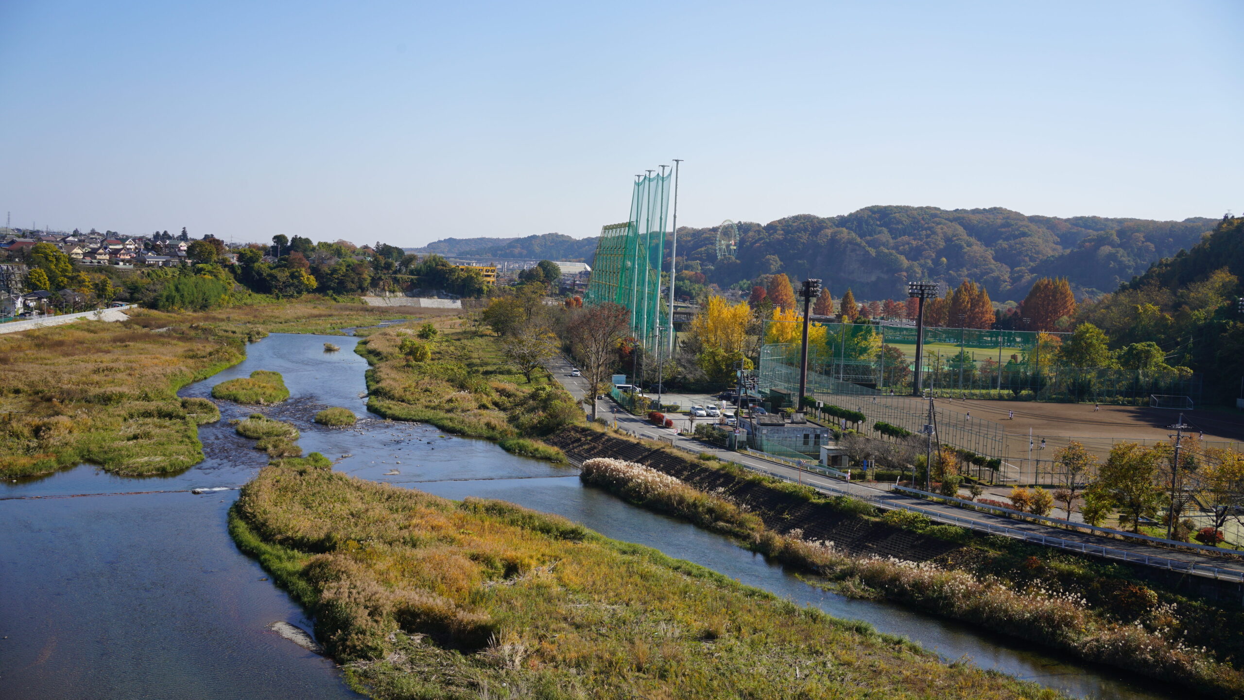 山田大橋より秋川を眺める