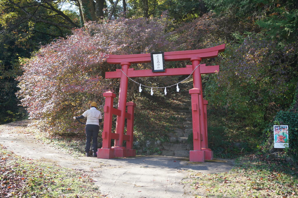 弁天山入り口の鳥居