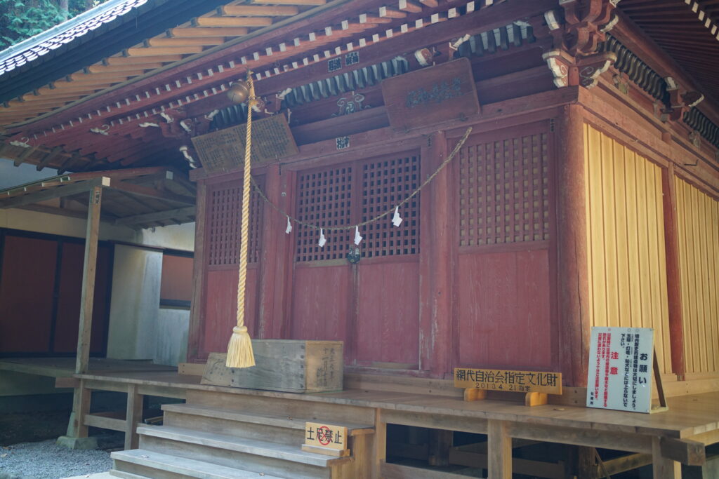 貴志嶋神社の本殿