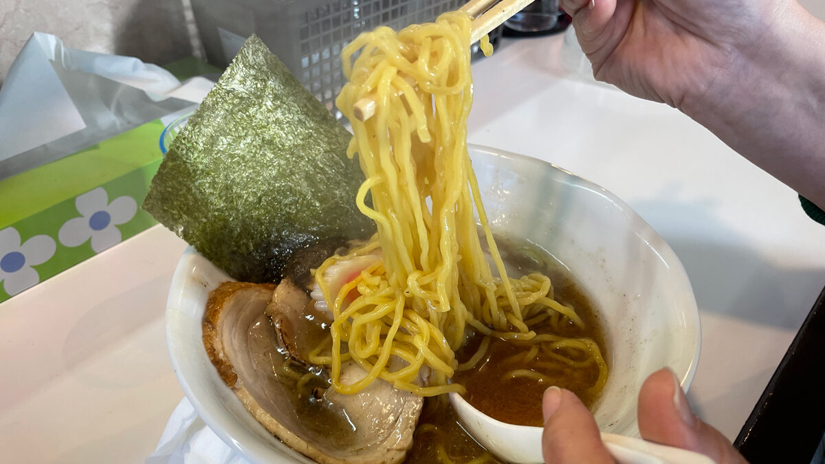 麺処ひみつ屋東秋留の中華麺